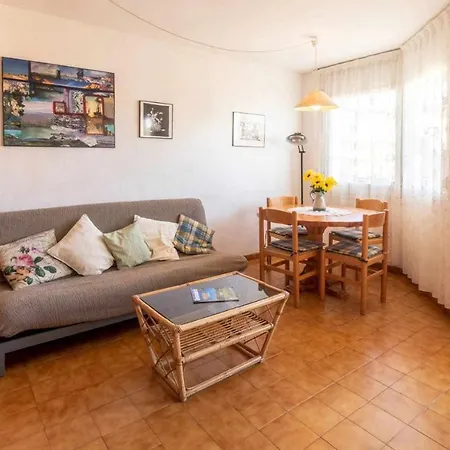 Apartment Grifeu 17 Al Lado De La Playa Llanca
